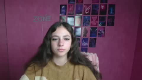 Snapshot of amber__r chatting on 04.04.26 Amber online show from 04.04.26