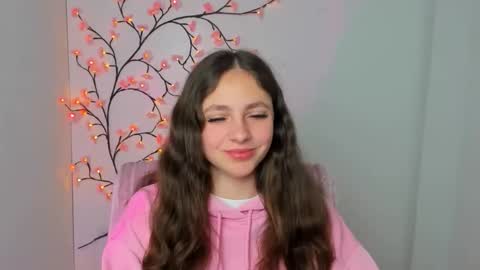 Snapshot of amber__r chatting on 04.05.26 Amber online show from 04.05.26