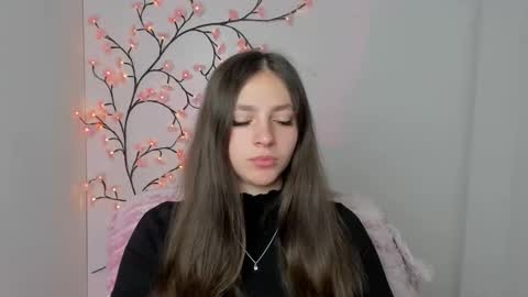 Snapshot of amber__r chatting on 04.16.26 Amber online show from 04.16.26