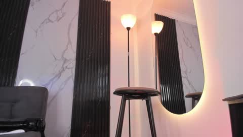 Snapshot of amber_blair chatting on 01.17.25 amber_blair online show from 01.17.25