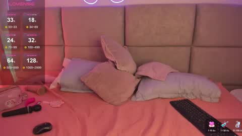 Snapshot of amber_bridge chatting on 11.21.25 amber_bridge online show from 11.21.25