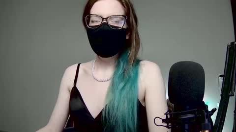 Snapshot of amber_candyfloss chatting on 02.24.25 Amber non-nude model online show from 02.24.25