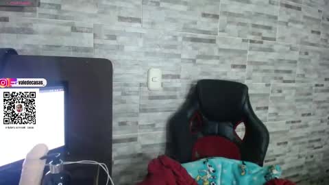 Snapshot of amber_kholin chatting on 02.24.25 scarlett online show from 02.24.25