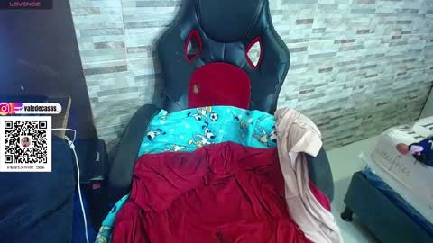 Snapshot of amber_kholin chatting on 02.24.25 scarlett online show from 02.24.25