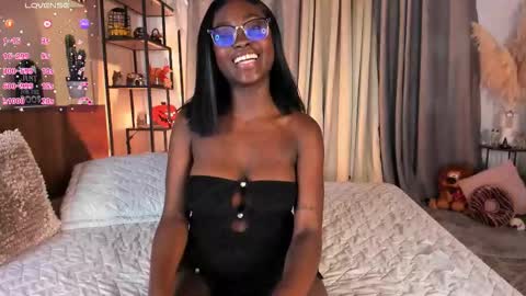 Amber online show from 10.23.25