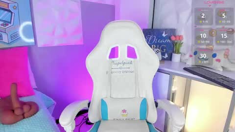 Snapshot of amber_villalobos chatting on 04.24.26 Tell me Amber online show from 04.24.26