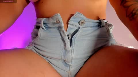 Amber Collins online show from 04.07.26