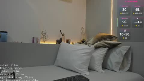 Snapshot of ambercroft_ chatting on 06.15.26 Amber online show from 06.15.26