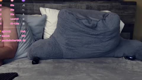 Amber Dawnn online show from 02.01.25