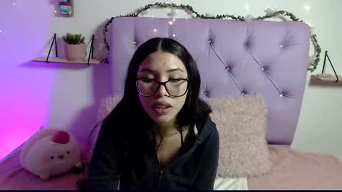 Amber Jeong online show from 02.04.25