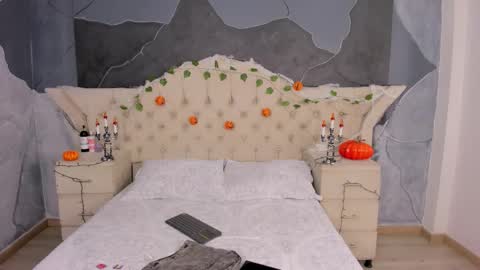 Snapshot of amberrgrey_ chatting on 10.26.25 Amber Grey online show from 10.26.25