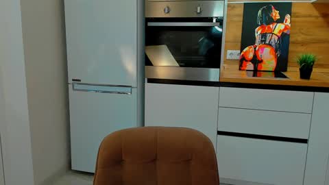 Snapshot of ameli_moon chatting on 01.16.25 Eileen online show from 01.16.25