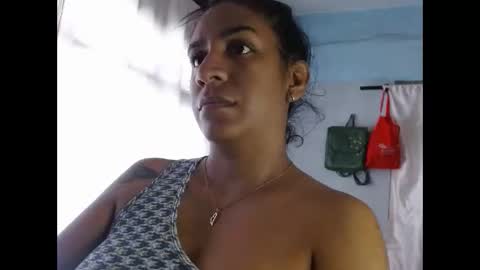 Snapshot of amelia_2023 chatting on 01.06.25 amelia online show from 01.06.25