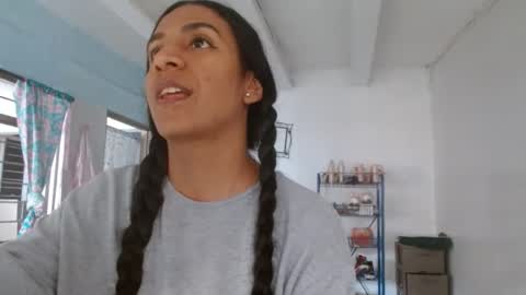 Snapshot of amelia_2023 chatting on 10.01.25 amelia online show from 10.01.25