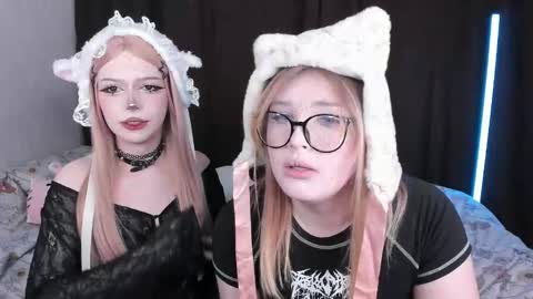 Snapshot of amelia__miller chatting on 02.23.25 Amelia online show from 02.23.25