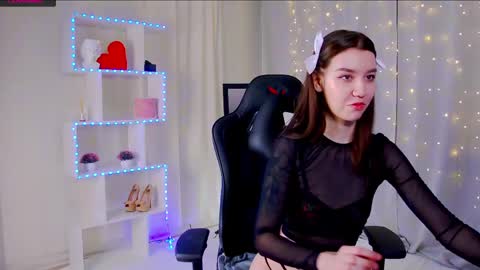 Snapshot of amelia_skyy chatting on 03.11.25 Anna online show from 03.11.25