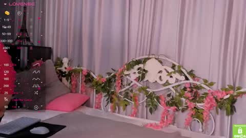Snapshot of amelia_skyy chatting on 09.24.25 Anna online show from 09.24.25