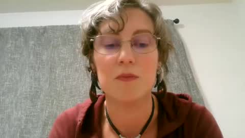 Ameliaishka online show from 10.04.25