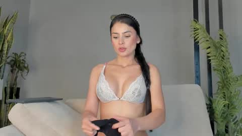 Ameliajones online show from 06.04.26