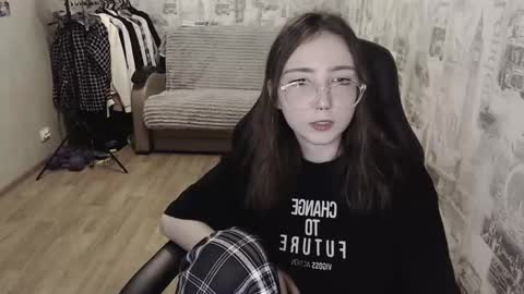 Snapshot of ameliakamishiro chatting on 12.10.24 Amelia online show from 12.10.24