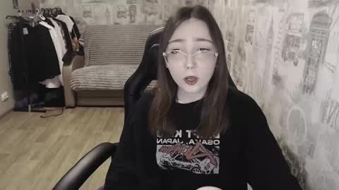 Snapshot of ameliakamishiro chatting on 01.17.25 Amelia online show from 01.17.25