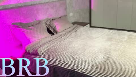 Snapshot of amelialy chatting on 11.27.25 amelialy online show from 11.27.25