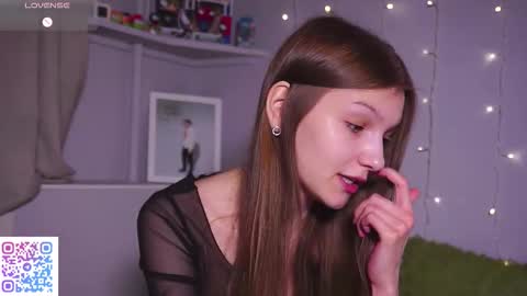 Snapshot of ameliami chatting on 03.21.26 Amelia online show from 03.21.26