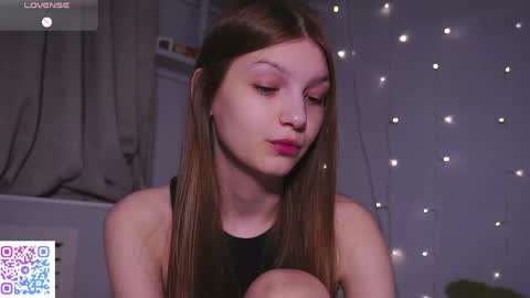 Snapshot of ameliami chatting on 04.14.26 Amelia online show from 04.14.26