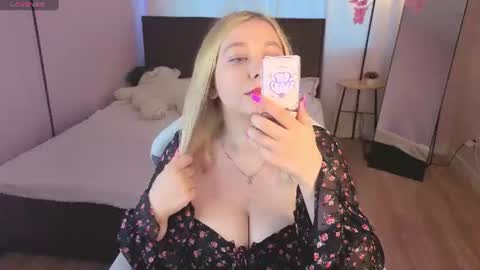 Amelia online show from 07.26.26