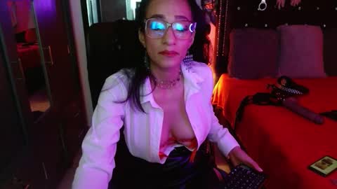 amelie__martinez online show from 12.02.25