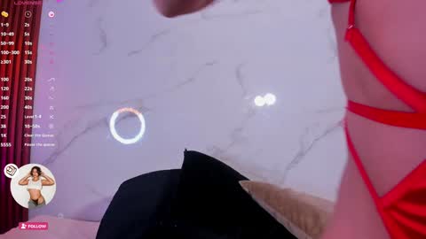 Snapshot of amelie_leigh chatting on 01.23.25 Alejandra online show from 01.23.25