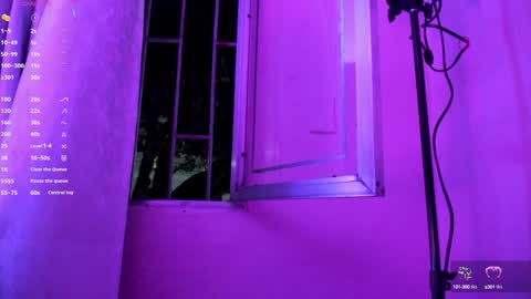 Snapshot of amelie_leigh chatting on 02.03.25 Alejandra online show from 02.03.25