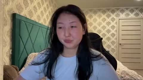 Snapshot of ameliya_kim chatting on 06.24.26 Ameliya online show from 06.24.26