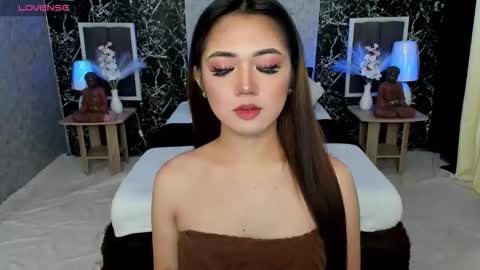 Snapshot of amethyst_claire chatting on 09.24.25 Claire online show from 09.24.25