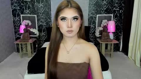 Snapshot of amethyst_claire chatting on 11.05.25 Claire online show from 11.05.25