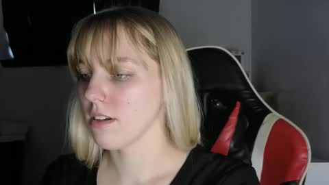 amethystmoon18 online show from 02.23.26