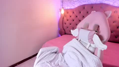      online show from 01.11.25