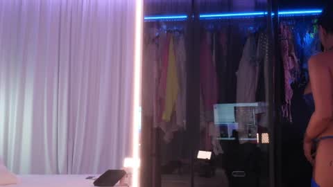 Ami online show from 06.03.26