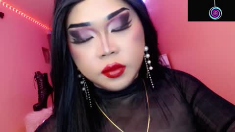 Queen Mireska online show from 11.04.25