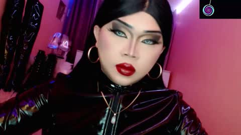Queen Mireska online show from 03.23.26
