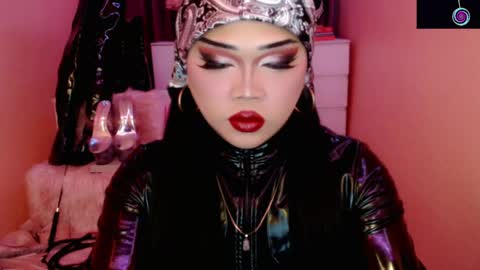 Queen Mireska online show from 05.06.26