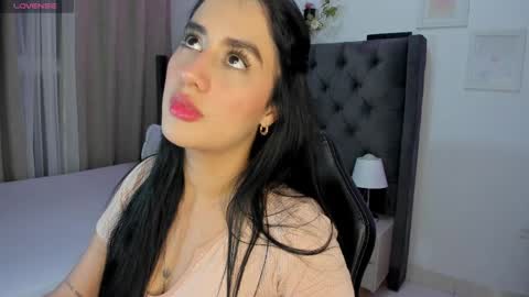 Amira sweet online show from 04.25.26