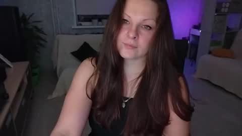 Mila online show from 11.07.25