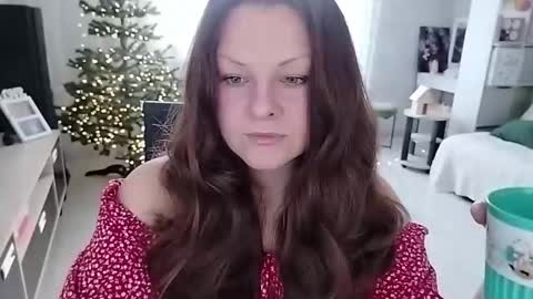 Snapshot of amilafran chatting on 01.19.26 Mila online show from 01.19.26