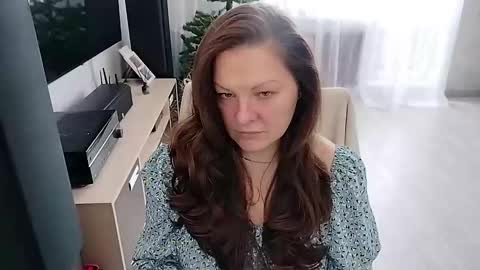 Snapshot of amilafran chatting on 03.08.26 Mila online show from 03.08.26