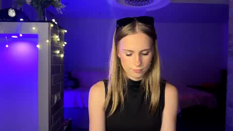 Amily online show from 07.25.26