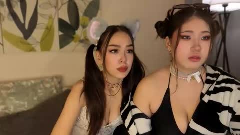 Snapshot of aminasaffron chatting on 10.19.25 aminasaffron online show from 10.19.25