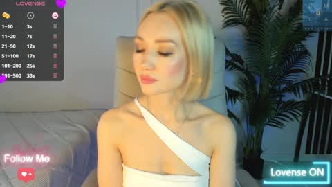 Snapshot of amiwong chatting on 01.09.25 amiwong online show from 01.09.25