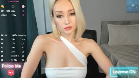 Snapshot of amiwong chatting on 10.05.25 amiwong online show from 10.05.25