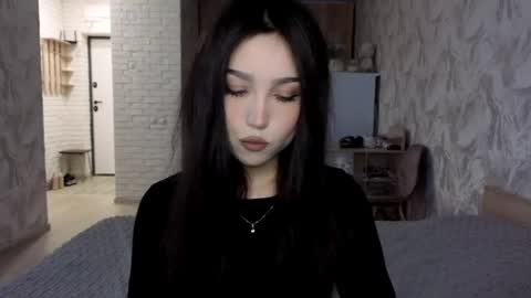 Snapshot of amiyulo chatting on 07.29.26 Milana online show from 07.29.26